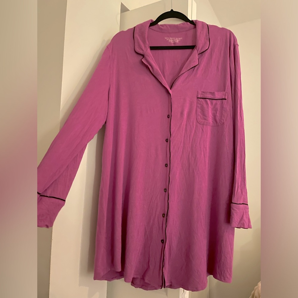 **SOLD**Victoria’s Secret purple sleep shirt nightgown size XXL